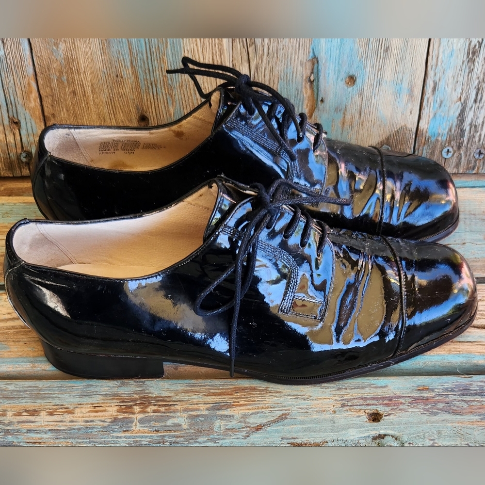 Mens Andrew Fezza patent shoes size 9.5